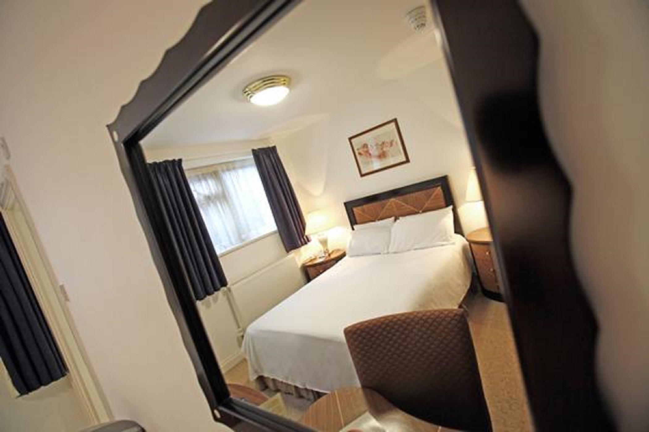 The Ashley Hotel เฮล ภายนอก รูปภาพ